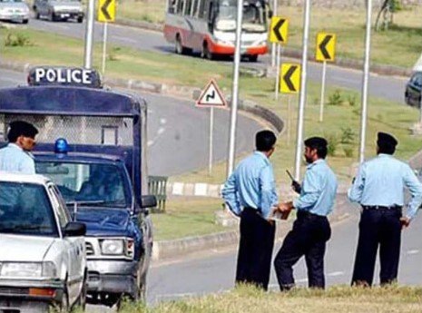 پی ٹی آئی لانگ مارچ، اسلام آباد پولیس نے پنجاب سے 16 ہزار اہلکار مانگ لیے