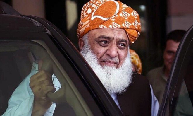 سہیل آفریدی کی گرفتاری میں میرا ہاتھ ہے؟ ایسی بے تُکی باتیں نہ کی جائیں، مولانا فضل الرحمان