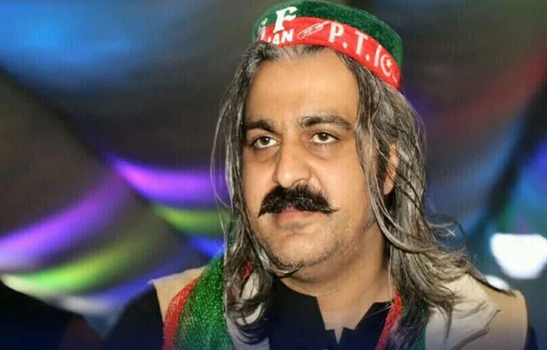 علی امین گنڈاپور کا لانگ مارچ کیلئے 50 لاکھ روپے دینے کا اعلان