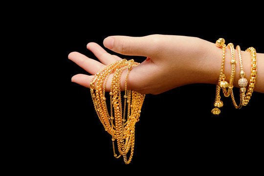 سونا کی قیمت میں پھر بڑا اضافہ، فی تولہ کتنے کا ہو گیا؟