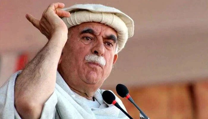 محمود اچکزئی نے اپوزیشن قائدین کو عمران خان سے ملاقات تک مذاکرات سے روک دیا