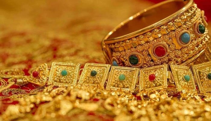 سونا سستا یا مہنگا؟ فی تولہ کتنے کا ہوگیا، خریداروں کے لیے اہم خبر آگئی