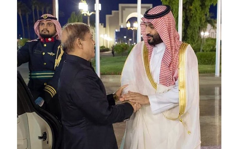 سعودی عرب میں پاکستانیوں کیلئے 4 لاکھ نئی ملازمتوں کا امکان