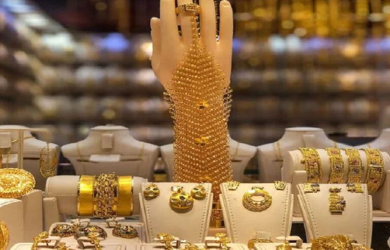 سونے کی قیمت میں اچانک بڑی کمی، فی تولہ کتنے کا ہوگیا ؟جانئے