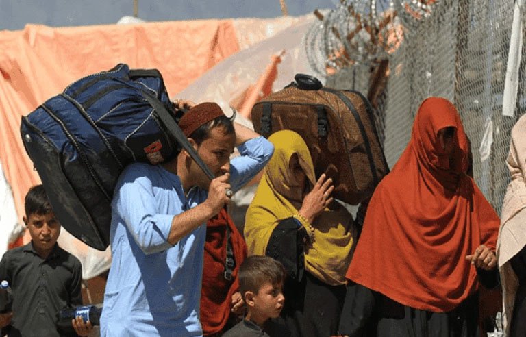 پنجاب سے ایک لاکھ 40 ہزار سے زائد غیر قانونی افغان باشندے وطن واپس روانہ
