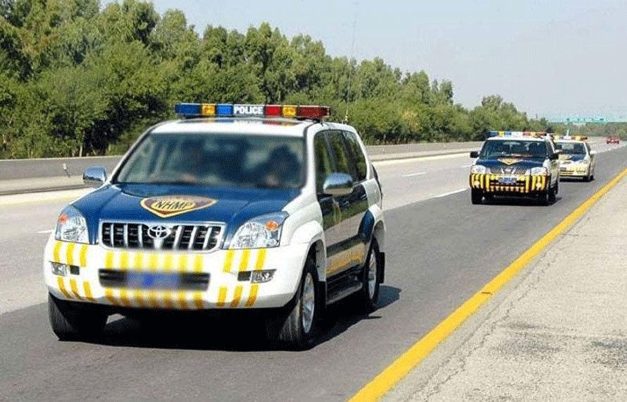 ایم ون اور ایم 14 سمیت اہم شاہراہیں کل شام سے بند کرنے کا اعلان