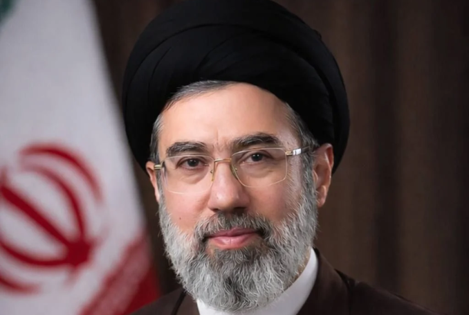 سپریم لیڈر مجتبیٰ خامنہ ای نے تہران کے شہدا اسکوائر میں ریلیوں میں شرکت کی، منتظمین کا دعویٰ