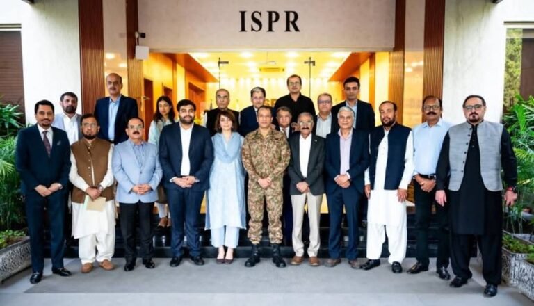 ڈی جی آئی ایس پی آر سے اے پی این ایس اور سی پی این ای کے وفد سے ملاقات