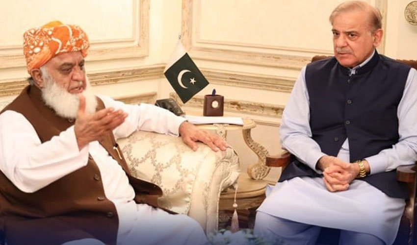 مولانا فضل الرحمان کا وزیراعظم کو خیبرپختونخوا میں ایمرجنسی اور گورنر راج سے گریز کا مشورہ